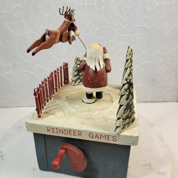 Vintage Wooden Box Christmas Motion Decor Reindeer Games Santa Flying Reindeer - Picture 12 of 16